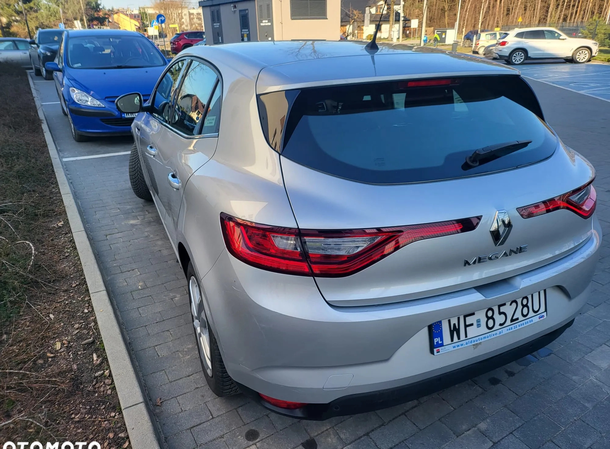 Renault Megane cena 47500 przebieg: 84376, rok produkcji 2020 z Marki małe 596